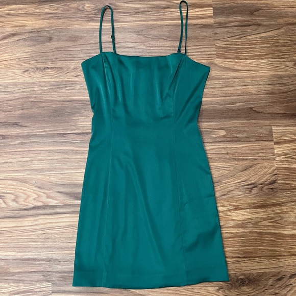 Aritzia mini dress - Picture 1 of 3